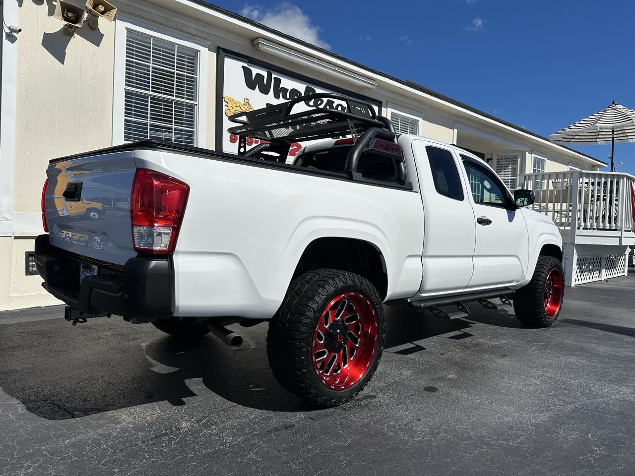 Toyota Tacoma 2WD Access Cab I4 AT SR5 (Natl) 2016