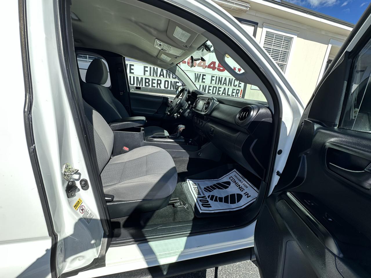 Toyota Tacoma 2WD Access Cab I4 AT SR5 (Natl) 2016