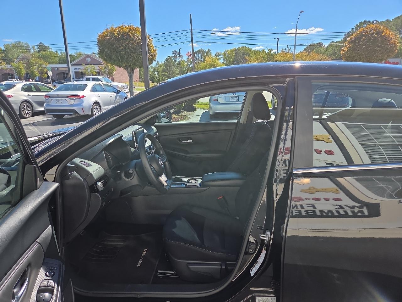 Nissan Sentra SV CVT 2024