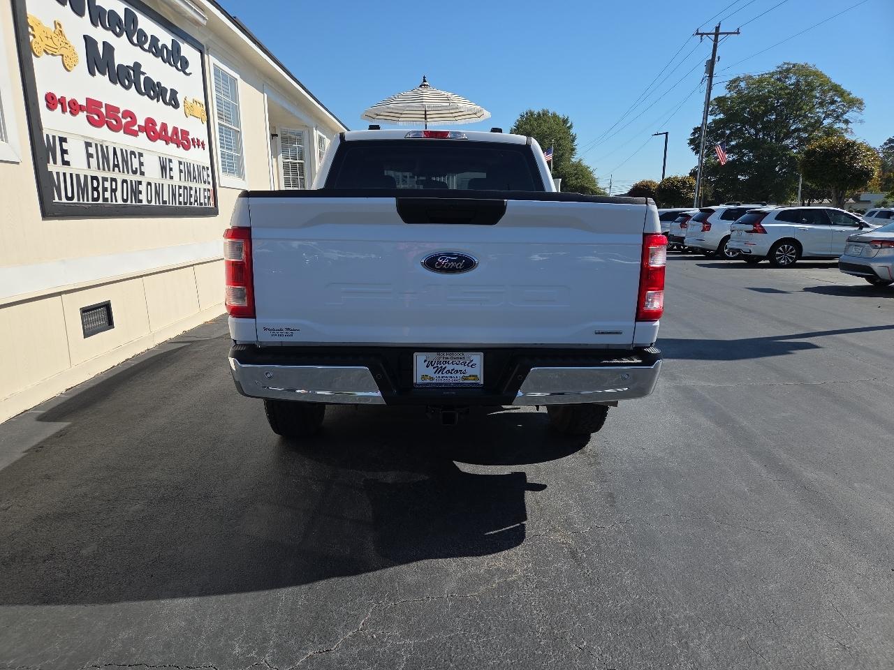 Ford F-150 4WD SuperCab 133" XLT 2023