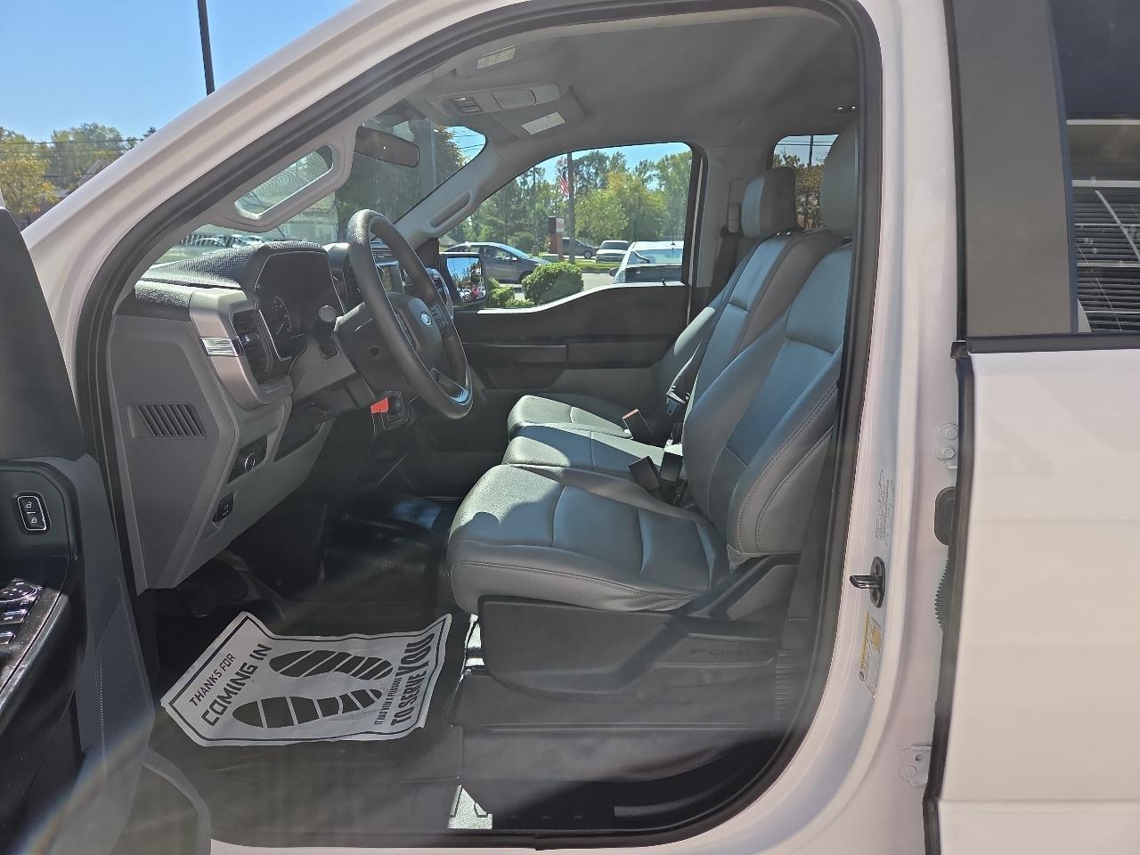 Ford F-150 4WD SuperCab 133" XLT 2023