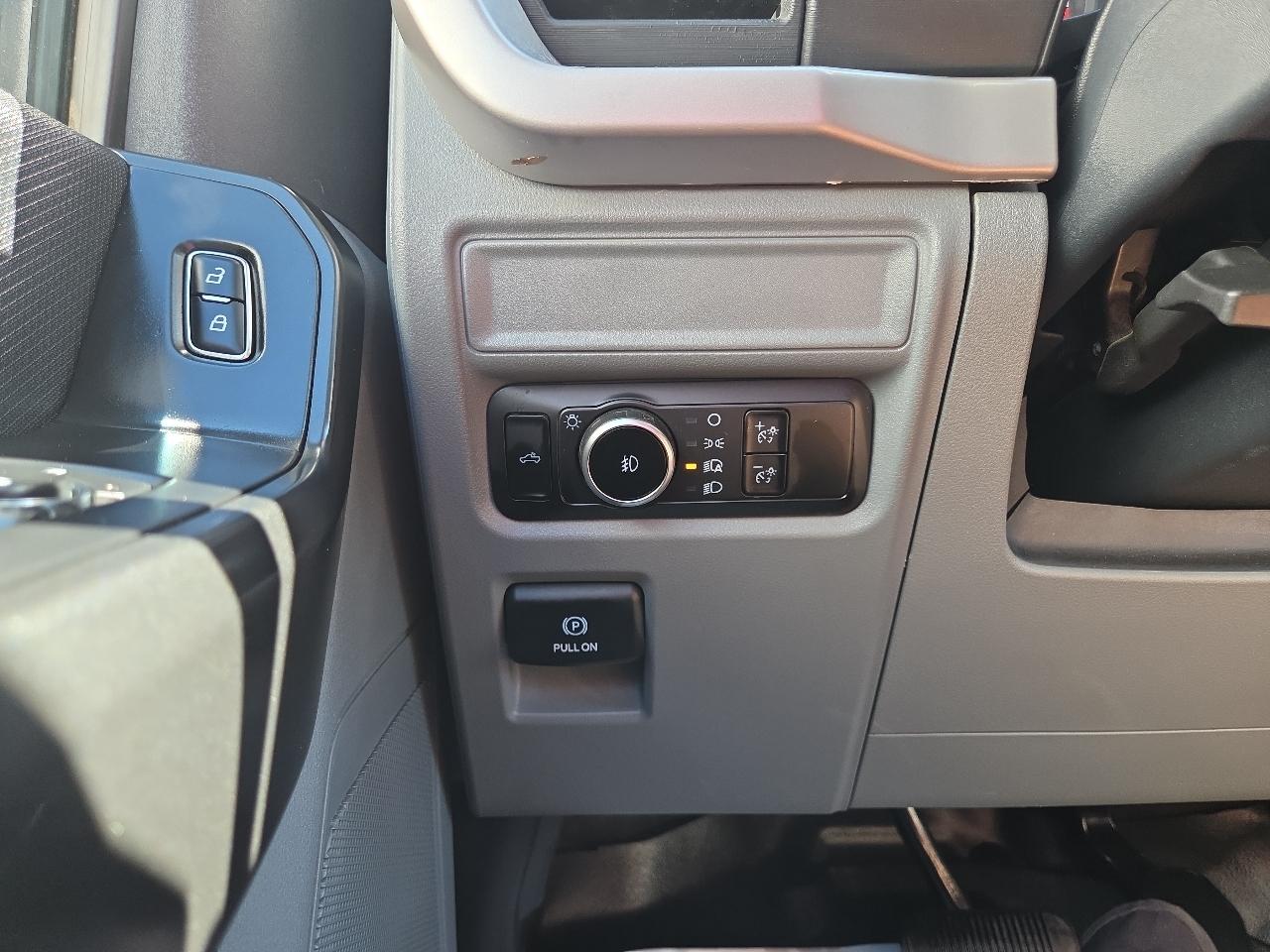 Ford F-150 4WD SuperCab 133" XLT 2023