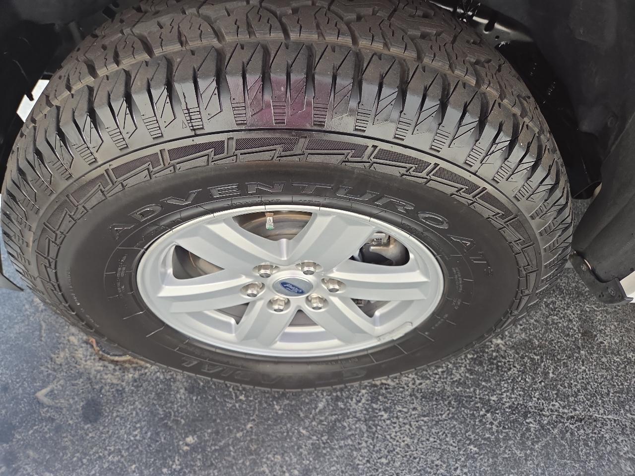 Ford F-150 4WD SuperCab 133" XLT 2023