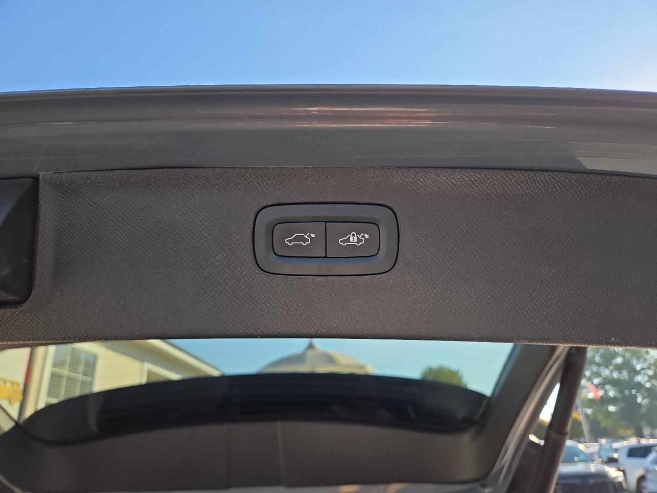 Volvo XC90 B5 AWD Core 7P 2023