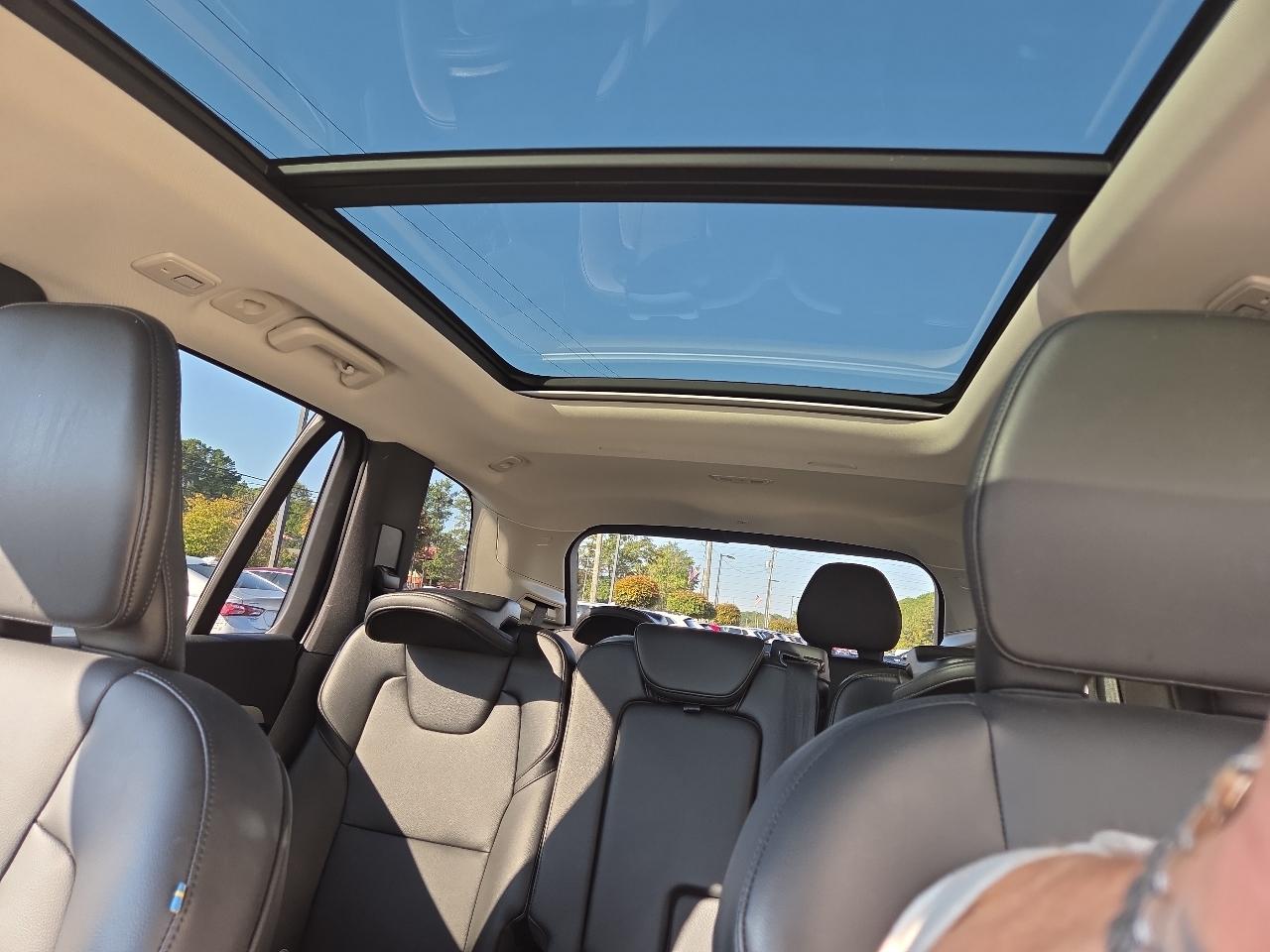 Volvo XC90 B5 AWD Core 7P 2023