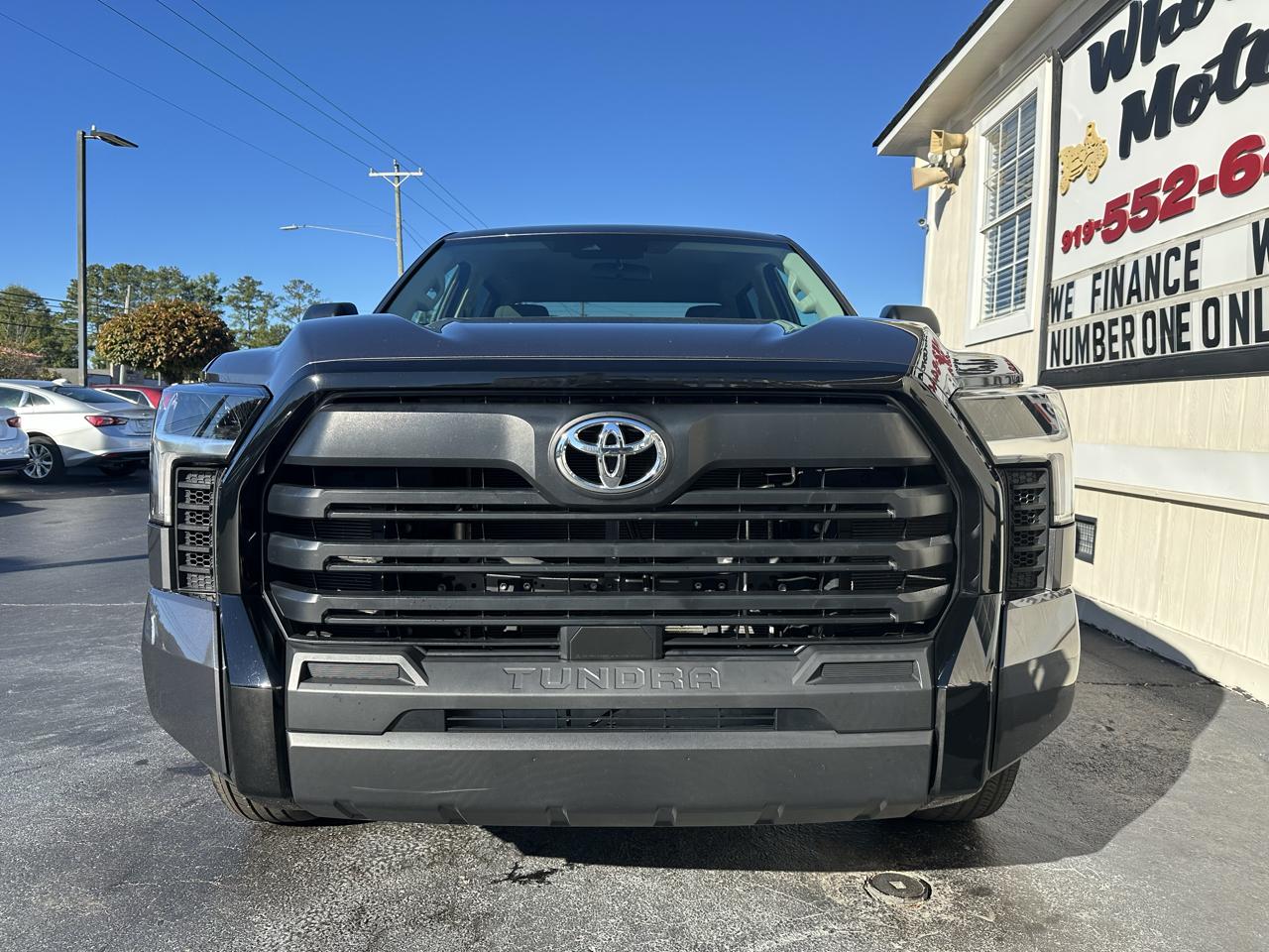 Toyota Tundra 2WD SR CrewMax 5.5' Bed (Natl) 2024