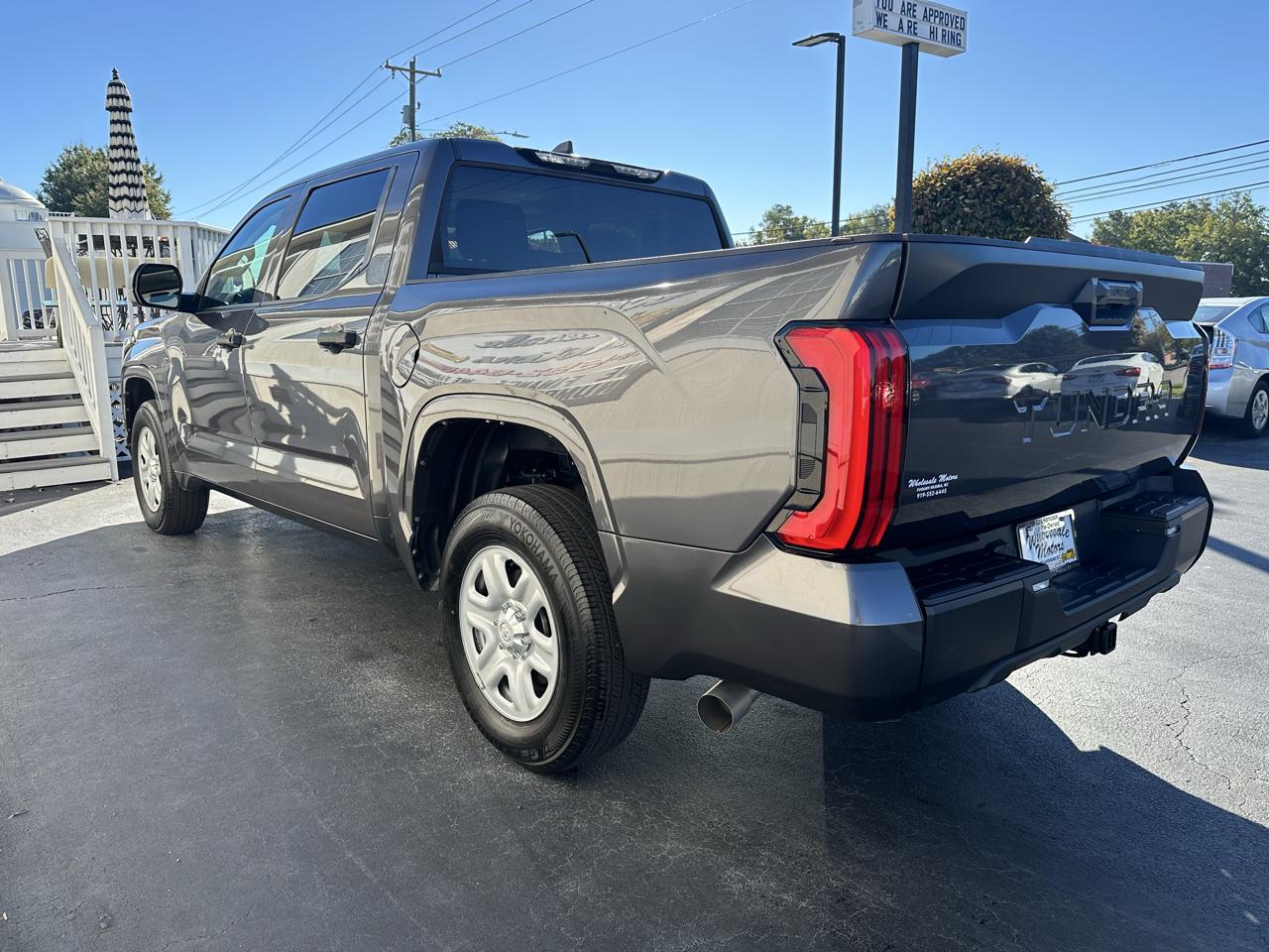 Toyota Tundra 2WD SR CrewMax 5.5' Bed (Natl) 2024