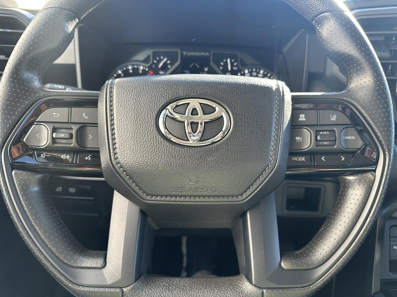 Toyota Tundra 2WD SR CrewMax 5.5' Bed (Natl) 2024