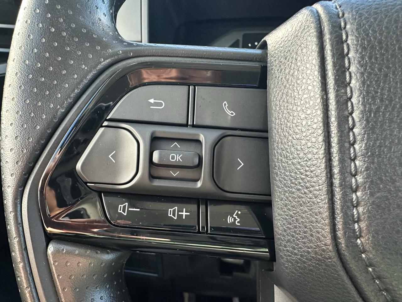 Toyota Tundra 2WD SR CrewMax 5.5' Bed (Natl) 2024