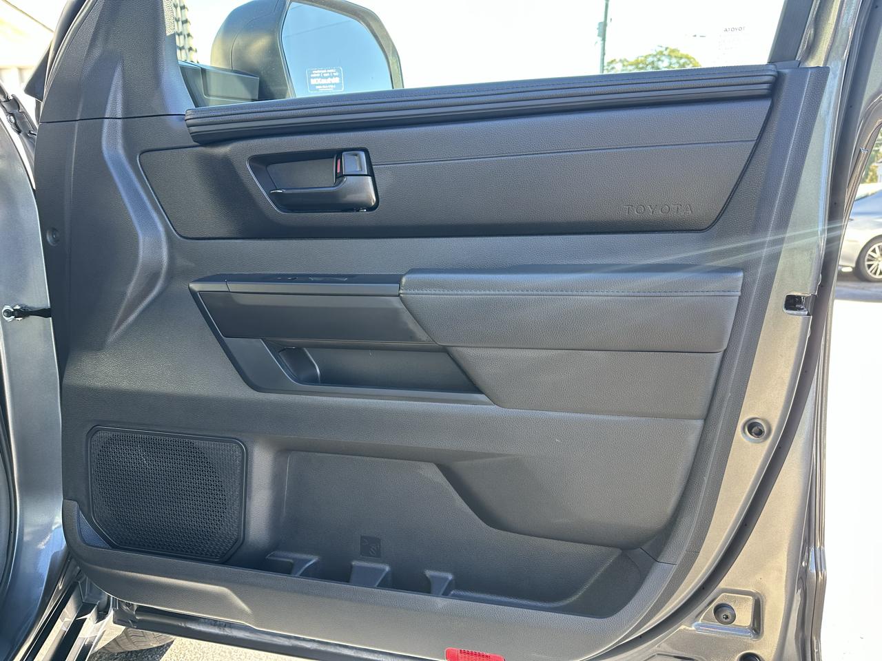 Toyota Tundra 2WD SR CrewMax 5.5' Bed (Natl) 2024