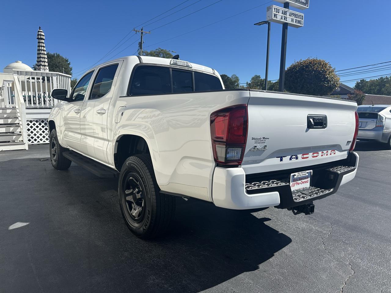 Toyota Tacoma 4WD TRD Off Road Double Cab 5' Bed V6 MT (Natl) 2022