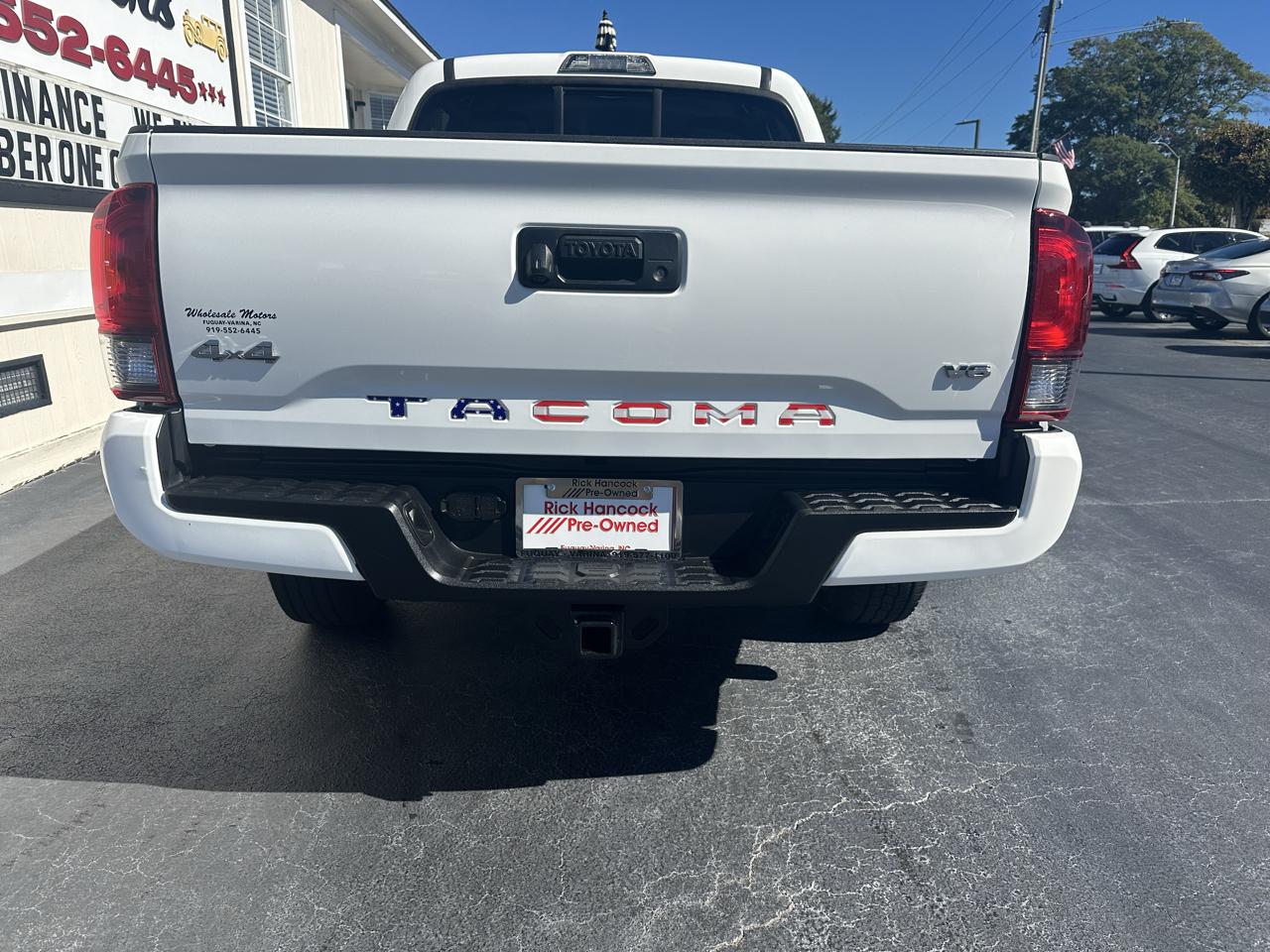Toyota Tacoma 4WD TRD Off Road Double Cab 5' Bed V6 MT (Natl) 2022