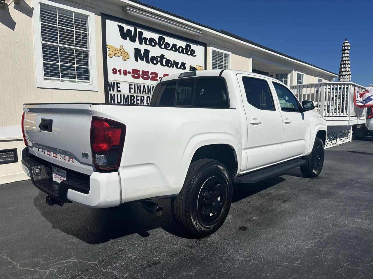 Toyota Tacoma 4WD TRD Off Road Double Cab 5' Bed V6 MT (Natl) 2022