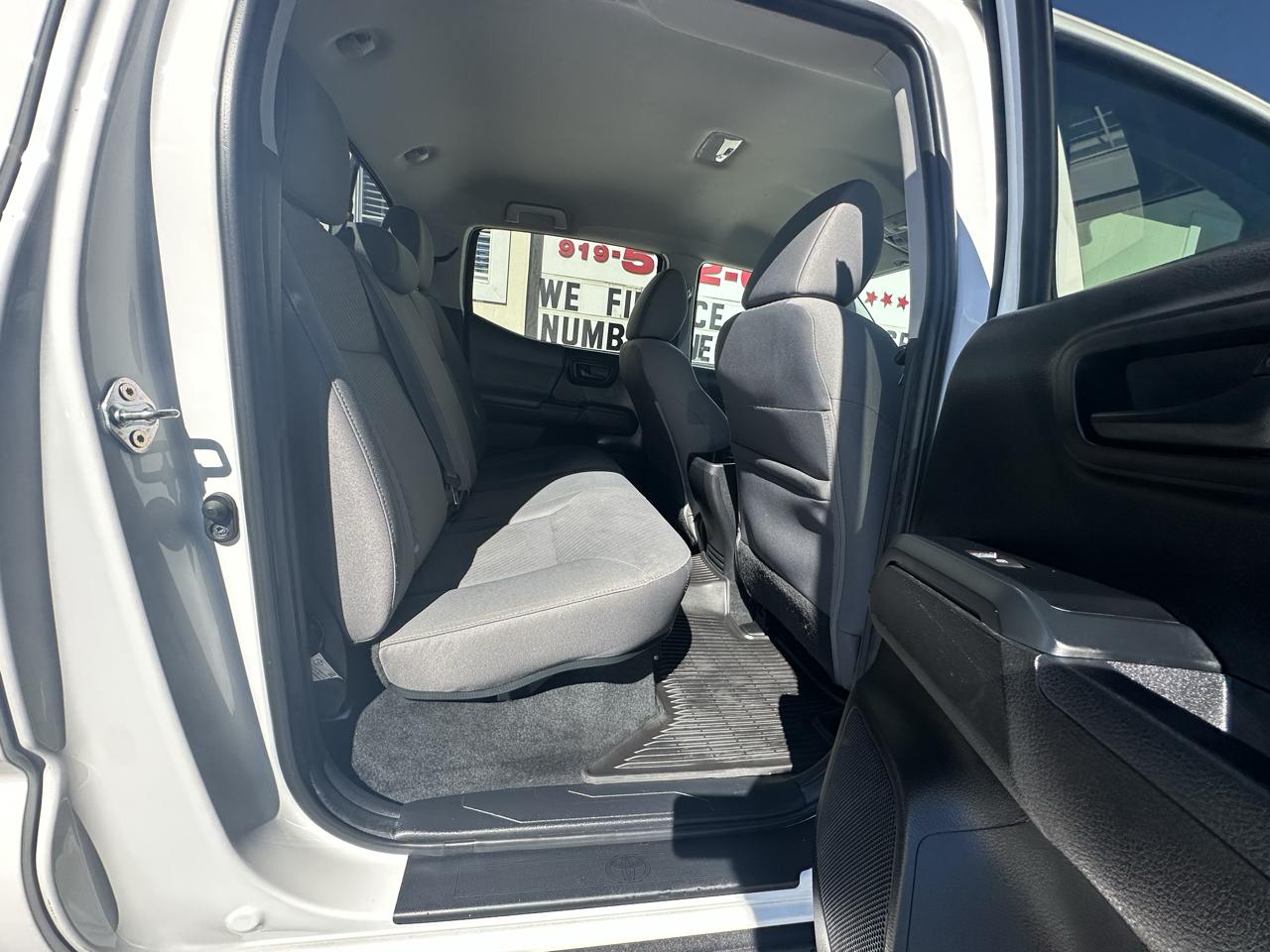 Toyota Tacoma 4WD TRD Off Road Double Cab 5' Bed V6 MT (Natl) 2022
