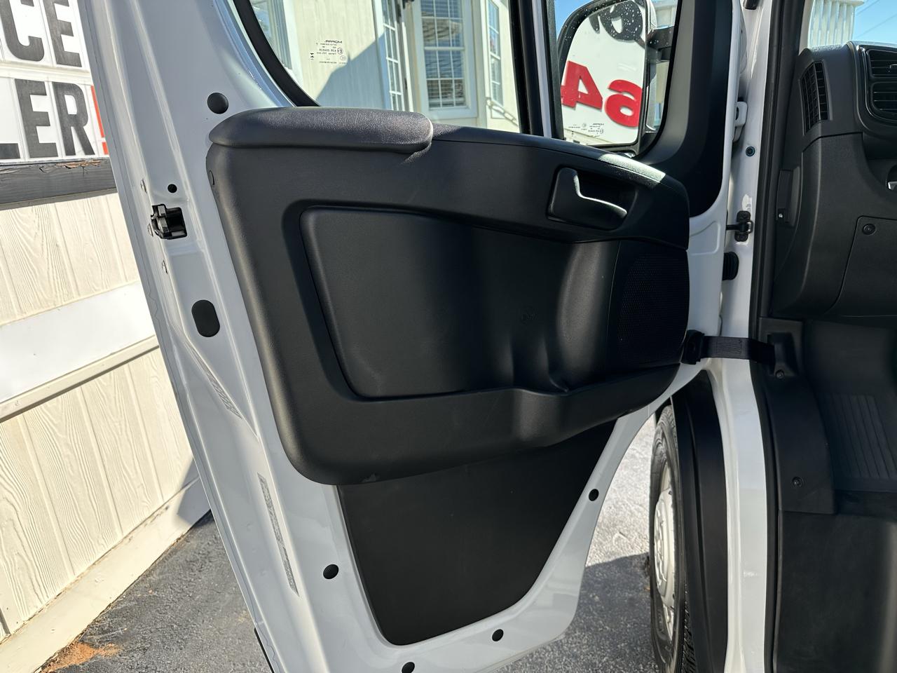 RAM ProMaster Cargo Van Tradesman 2500 Low Roof 136" WB w/Pass Seat 2025
