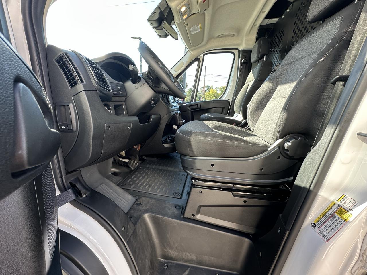 RAM ProMaster Cargo Van Tradesman 2500 Low Roof 136" WB w/Pass Seat 2025