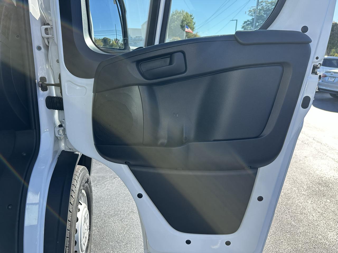 RAM ProMaster Cargo Van Tradesman 2500 Low Roof 136" WB w/Pass Seat 2025