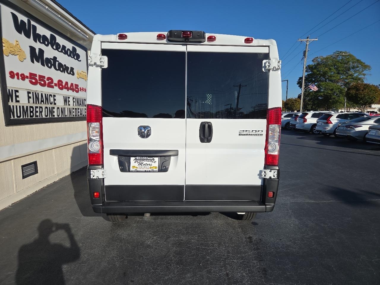 RAM ProMaster Cargo Van Tradesman 2500 Low Roof 136" WB w/Pass Seat 2025