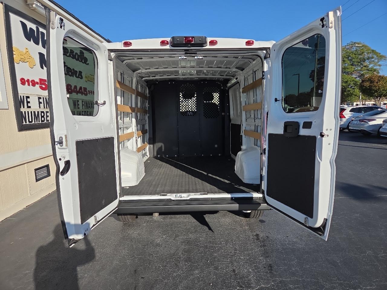 RAM ProMaster Cargo Van Tradesman 2500 Low Roof 136" WB w/Pass Seat 2025