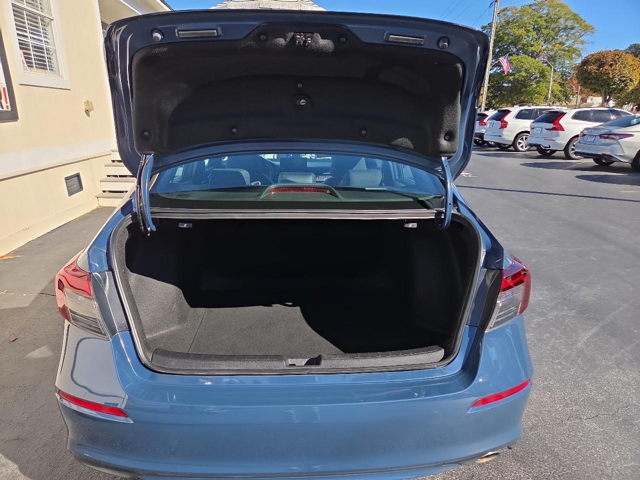 Honda Civic Sedan Sport CVT 2025