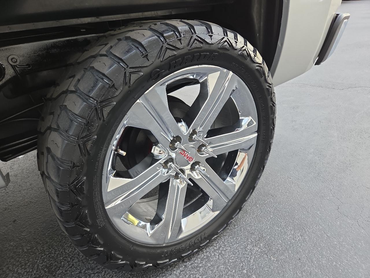 Chevrolet Silverado 1500 4WD Crew Cab 143.5" LT 2011