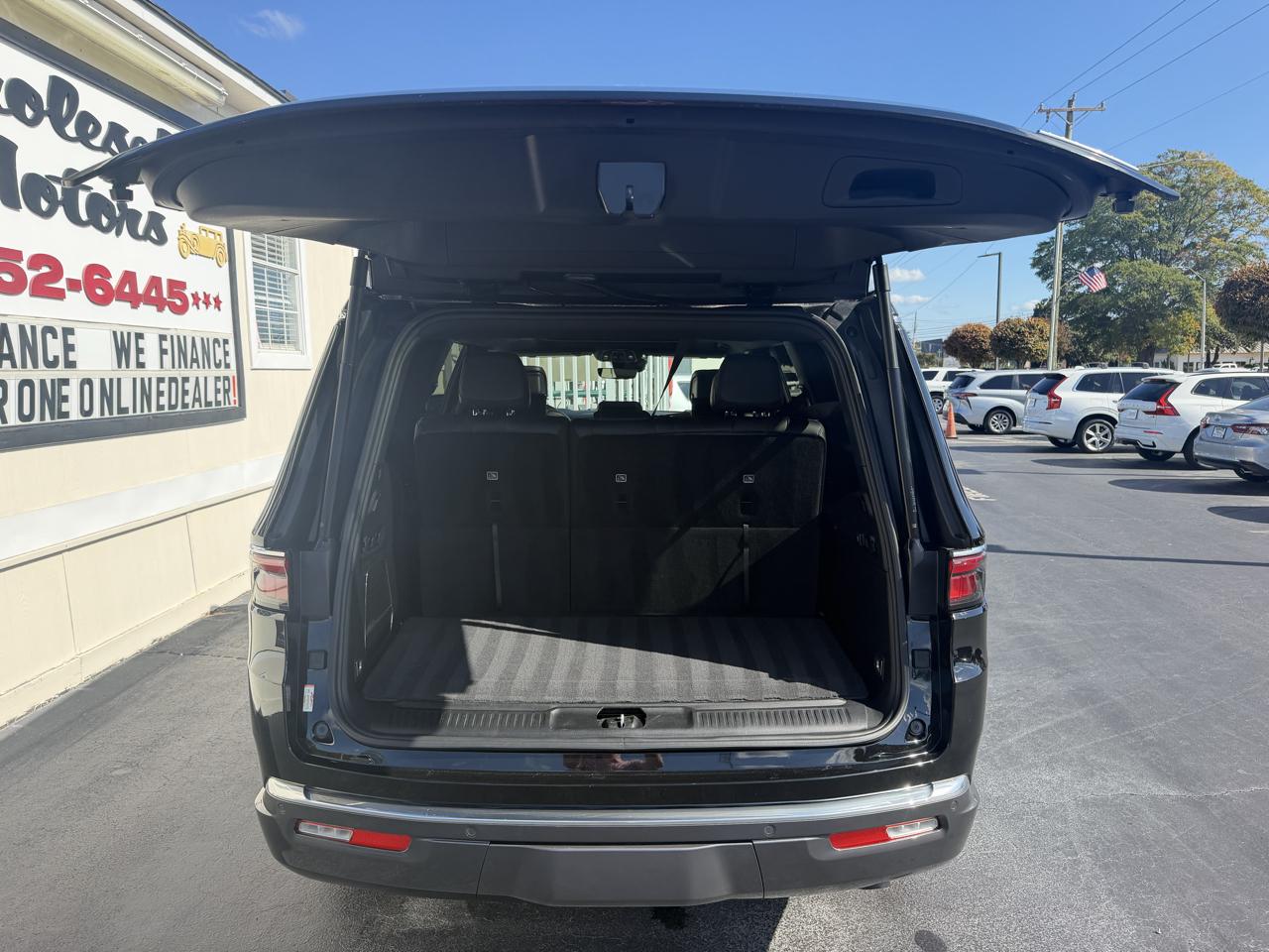 Jeep Wagoneer Series II 4x2 2022