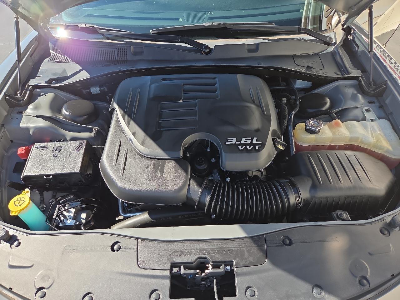 Dodge Charger SXT RWD 2019