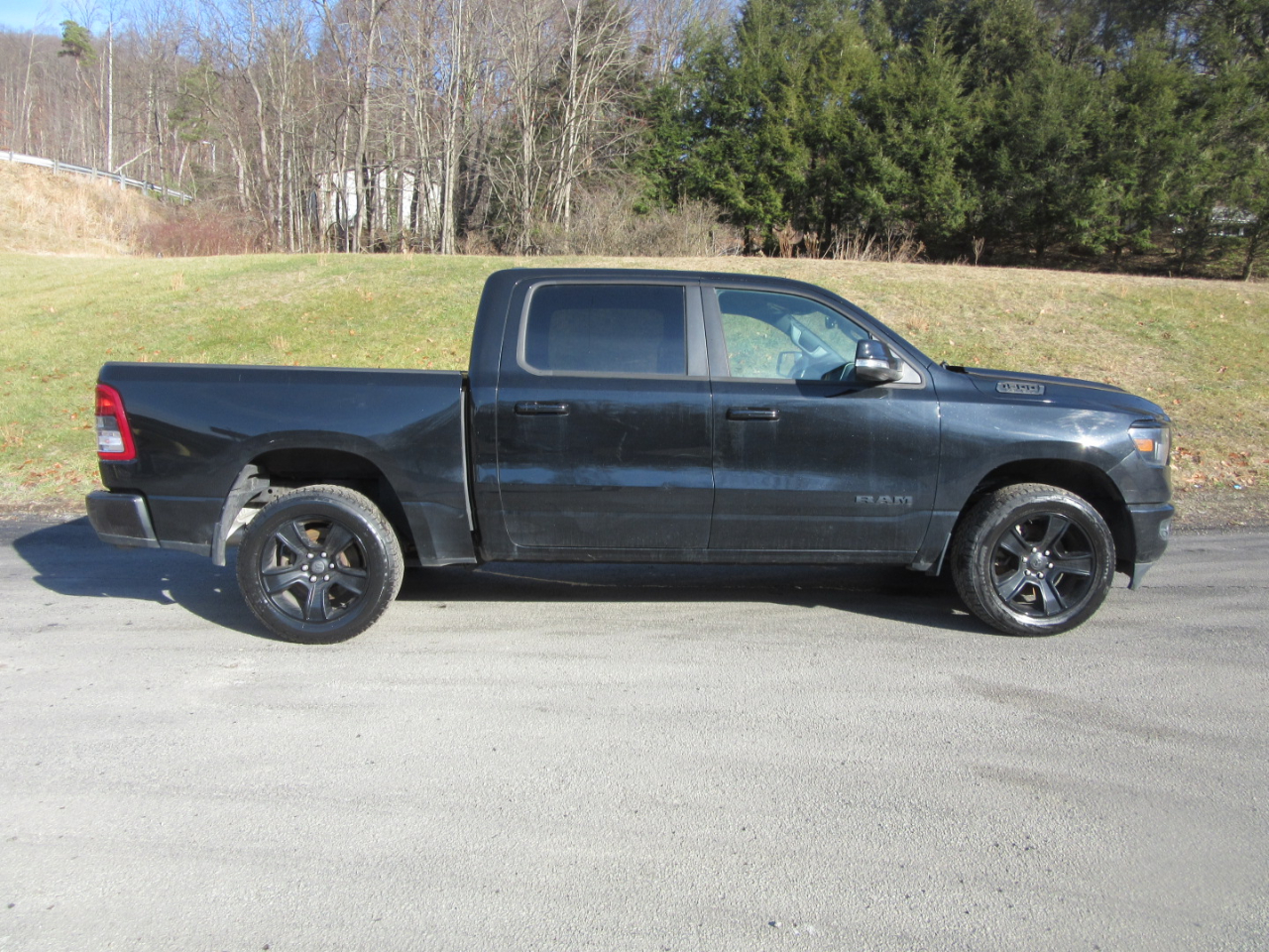RAM 1500 Big Horn Crew Cab SWB 4WD 2020