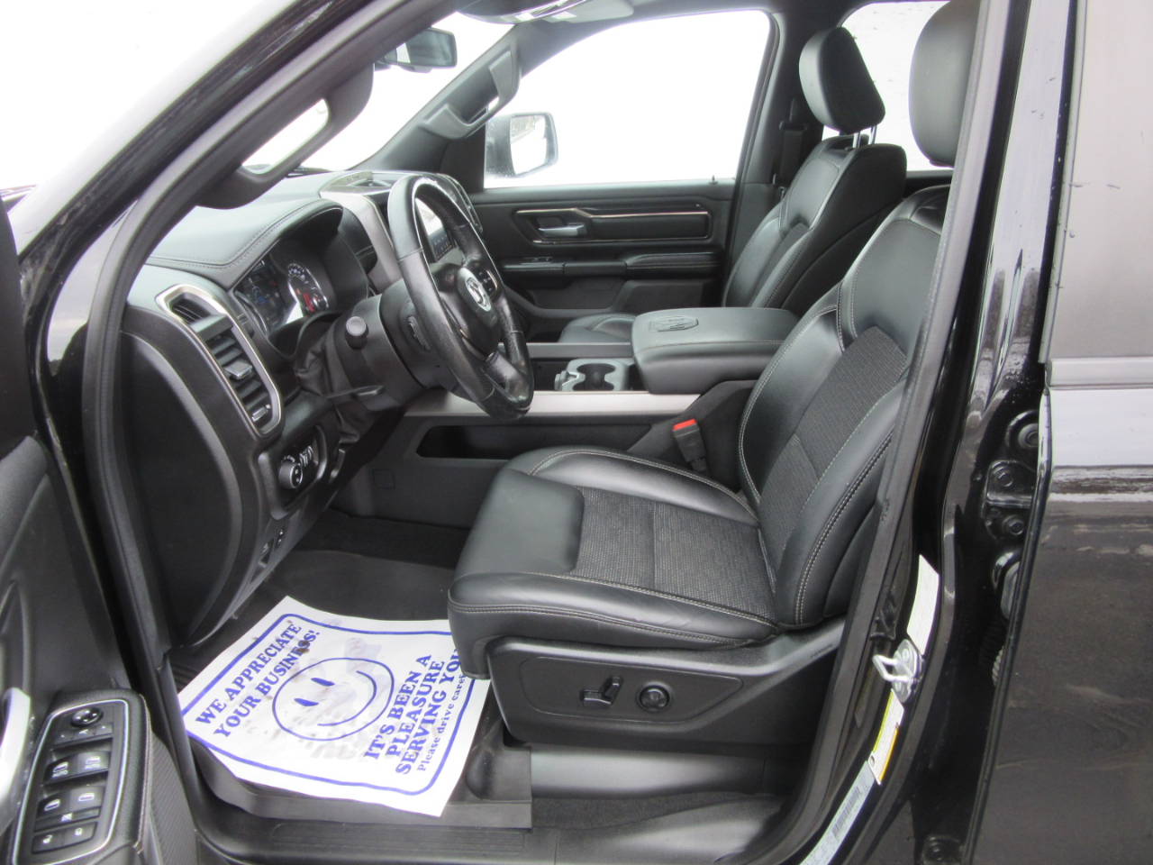 RAM 1500 Sport Crew Cab 4WD 2019