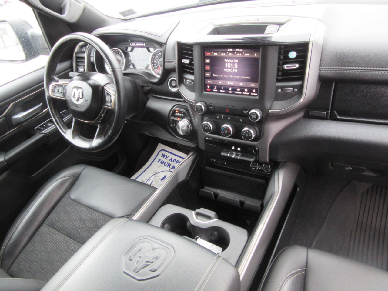 RAM 1500 Sport Crew Cab 4WD 2019