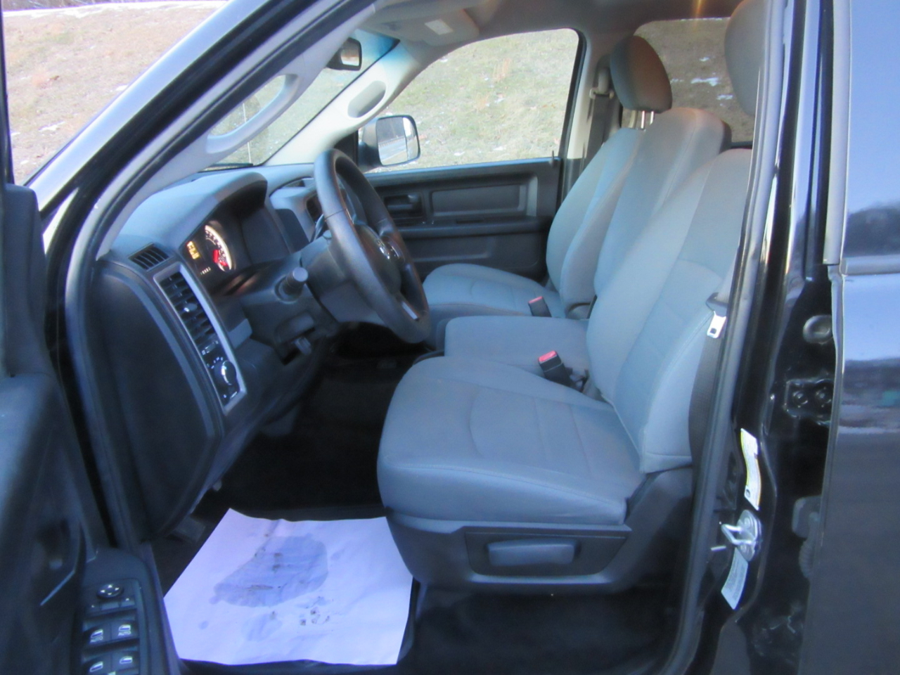 RAM 3500 Tradesman Crew Cab 4WD 2016