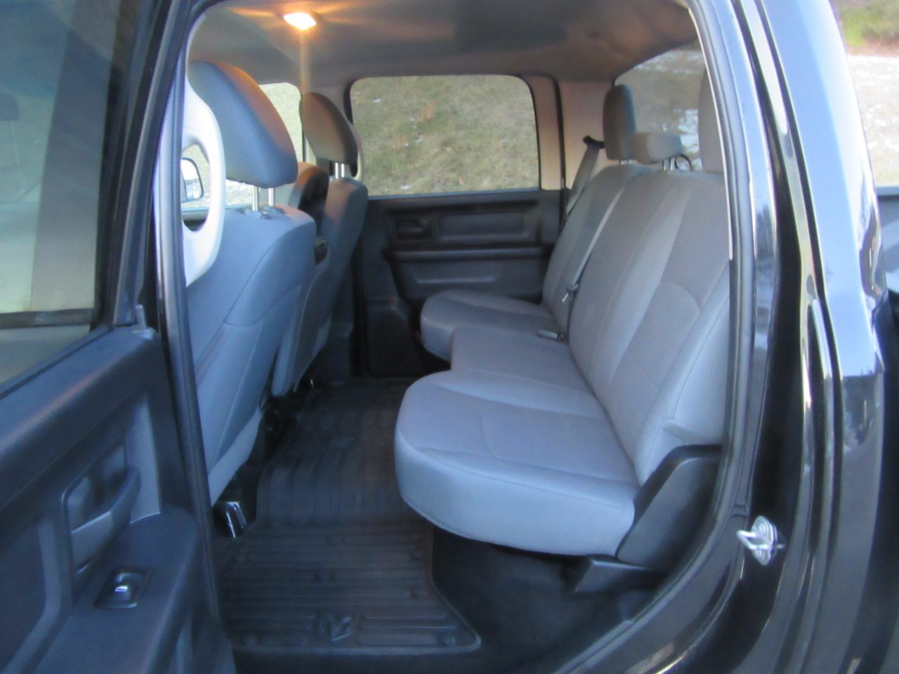 RAM 3500 Tradesman Crew Cab 4WD 2016