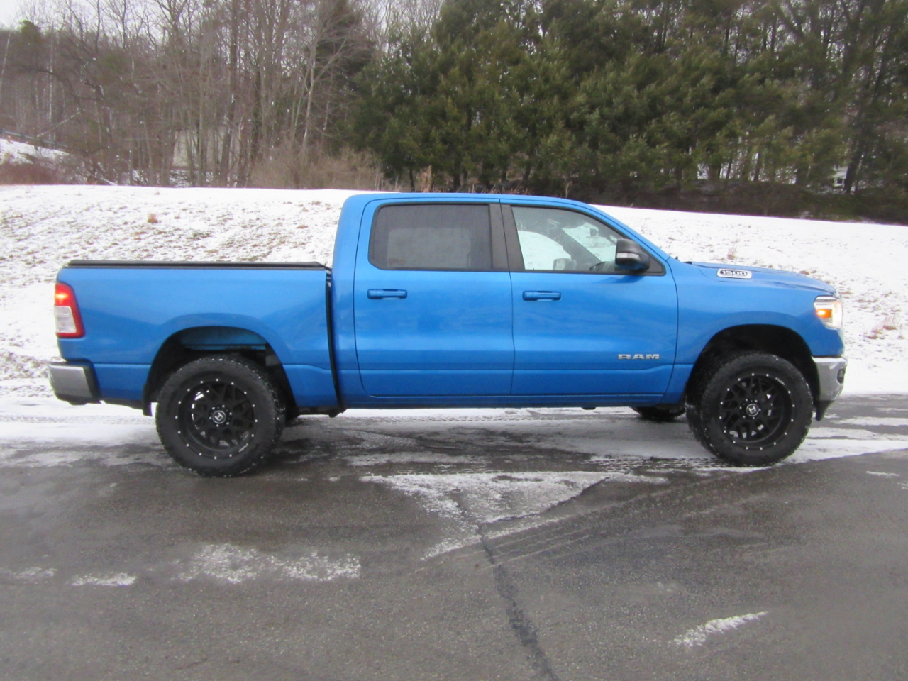 RAM 1500 Big Horn Crew Cab SWB 4WD 2022