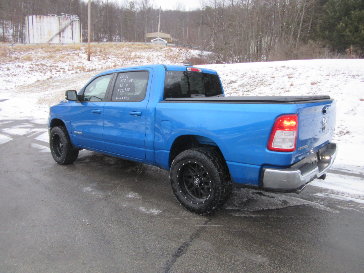 RAM 1500 Big Horn Crew Cab SWB 4WD 2022