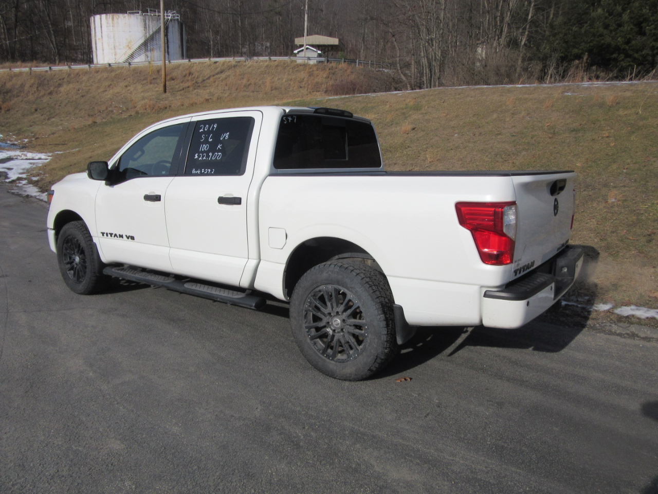 Nissan Titan SL Crew Cab 4WD 2019