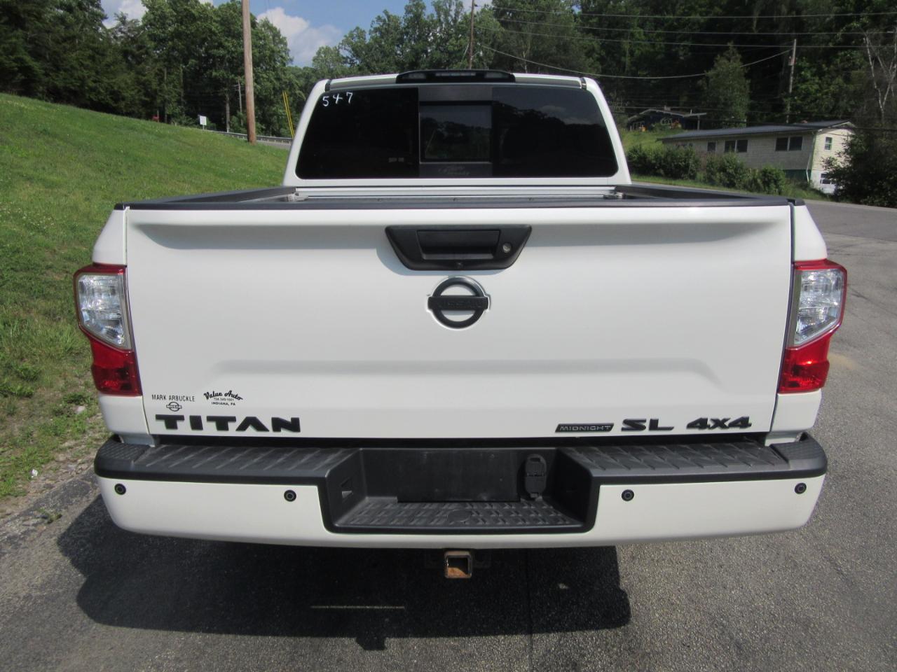 Nissan Titan SL Crew Cab 4WD 2019