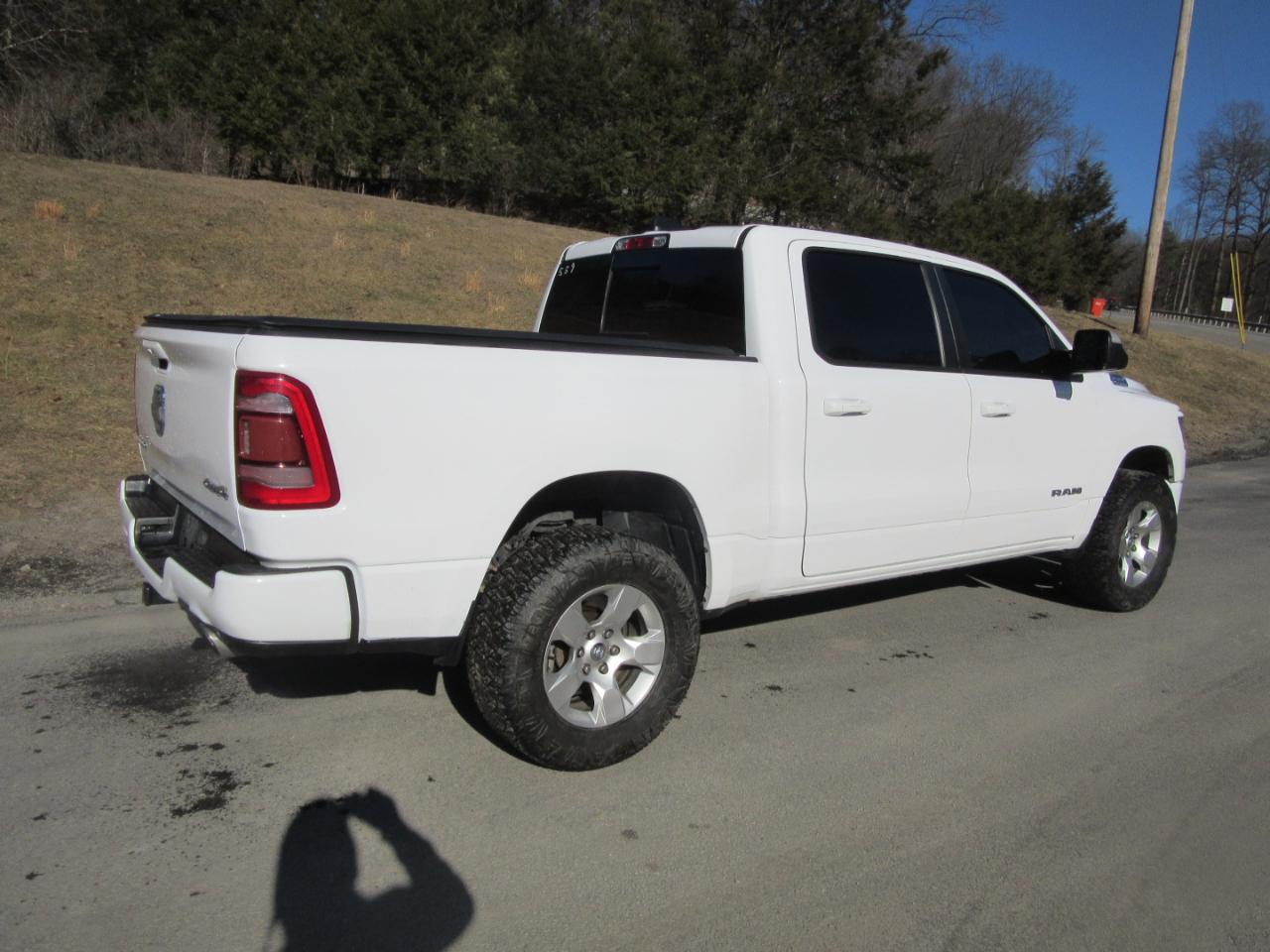 RAM 1500 Big Horn Crew Cab SWB 4WD 2019
