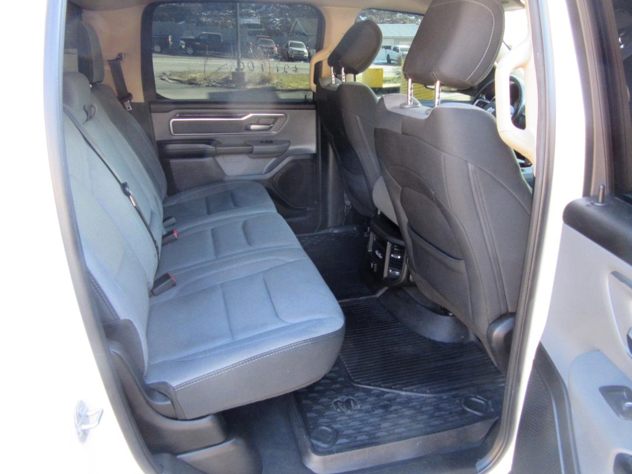 RAM 1500 Big Horn Crew Cab SWB 4WD 2019