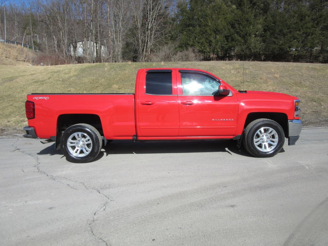Chevrolet Silverado 1500 LT Double Cab 4WD 2017