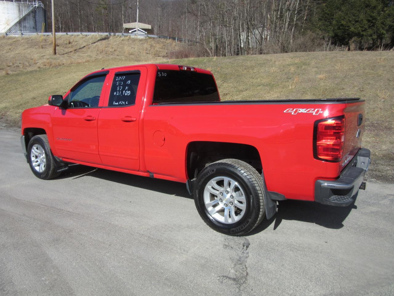 Chevrolet Silverado 1500 LT Double Cab 4WD 2017