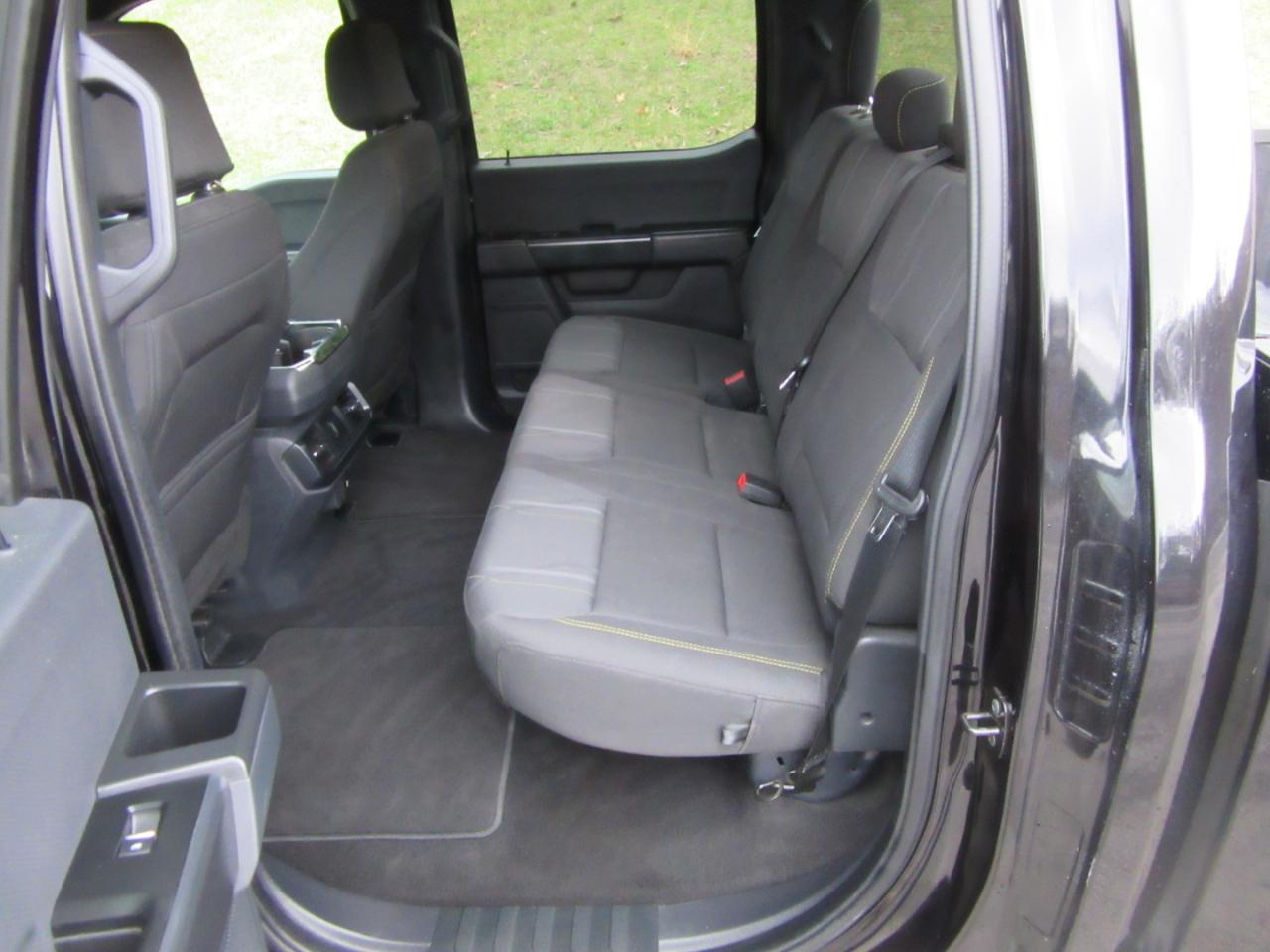 Ford F-150 STX SuperCrew 4WD 2024