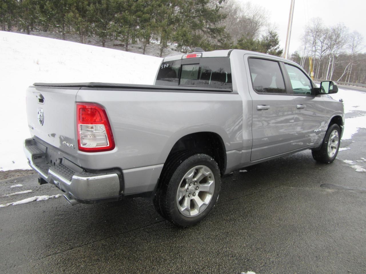 RAM 1500 Big Horn Crew Cab SWB 4WD 2021