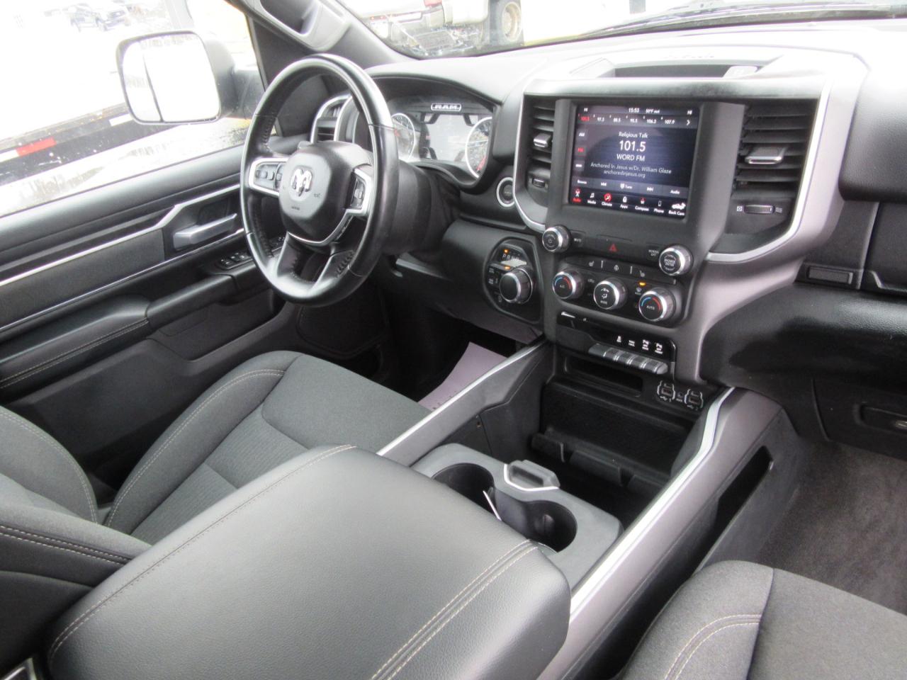 RAM 1500 Big Horn Crew Cab SWB 4WD 2021