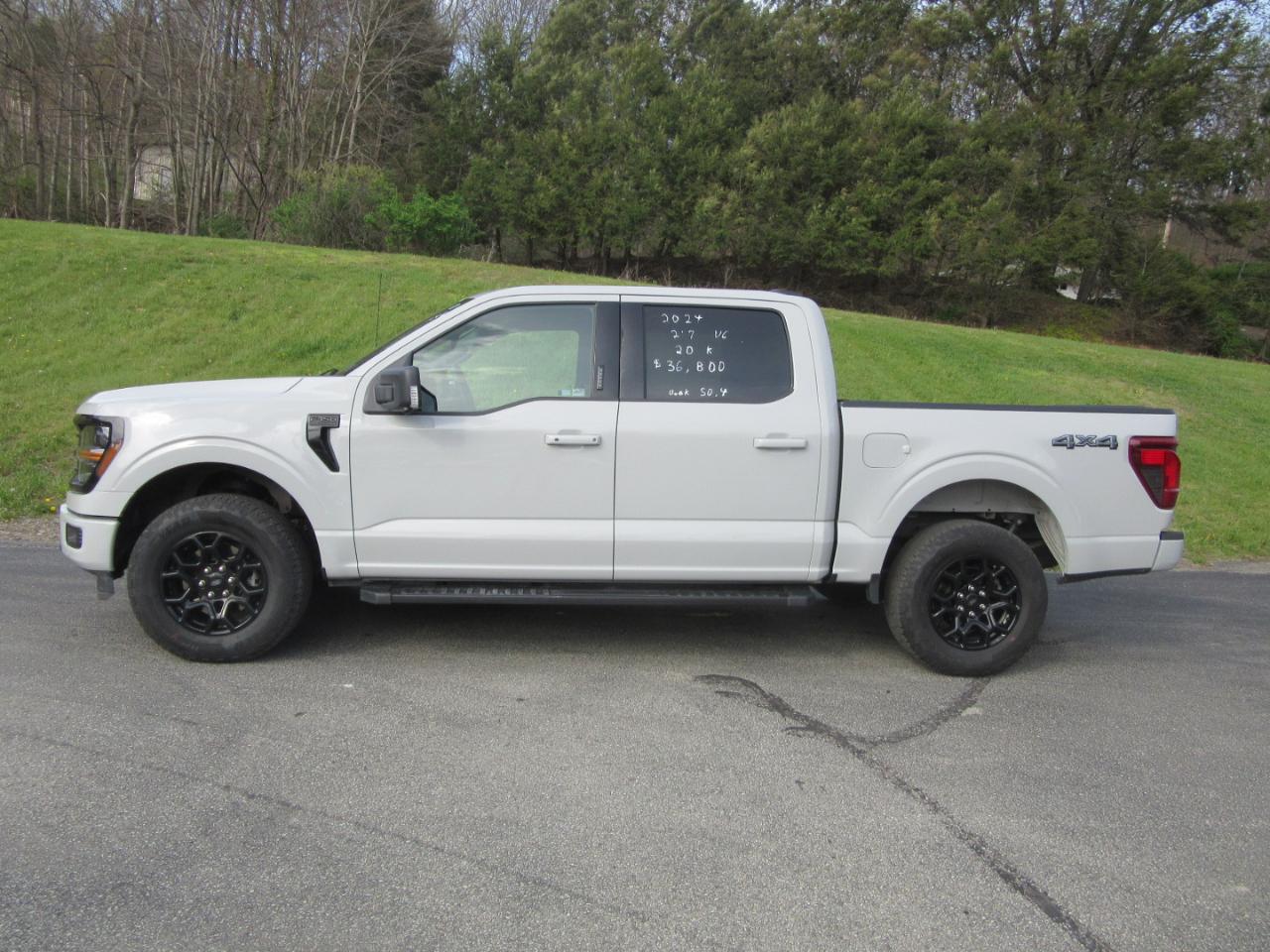 Ford F-150 XLT SuperCrew 4WD 2024