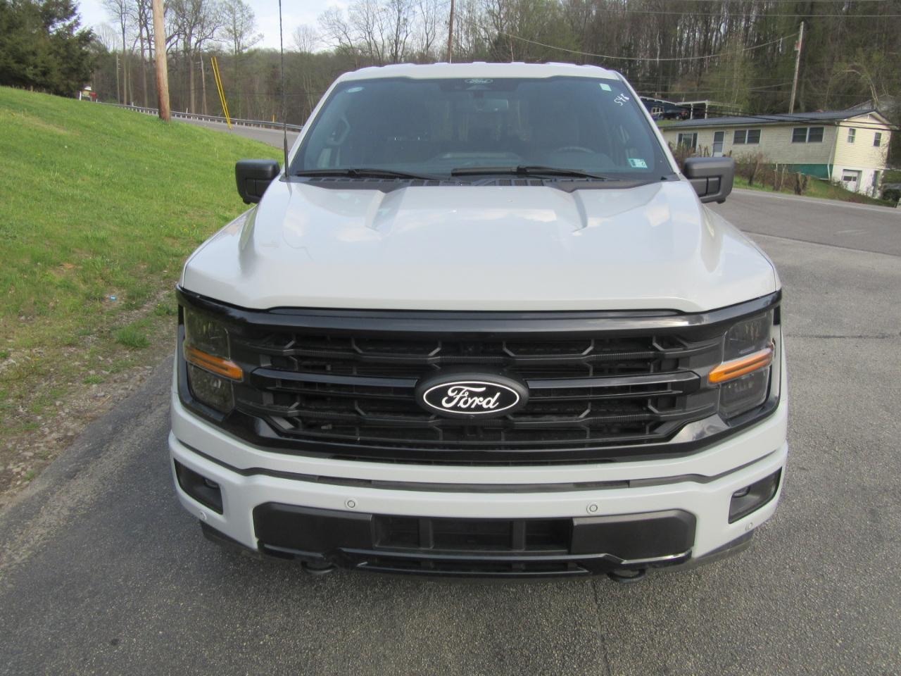 Ford F-150 XLT SuperCrew 4WD 2024