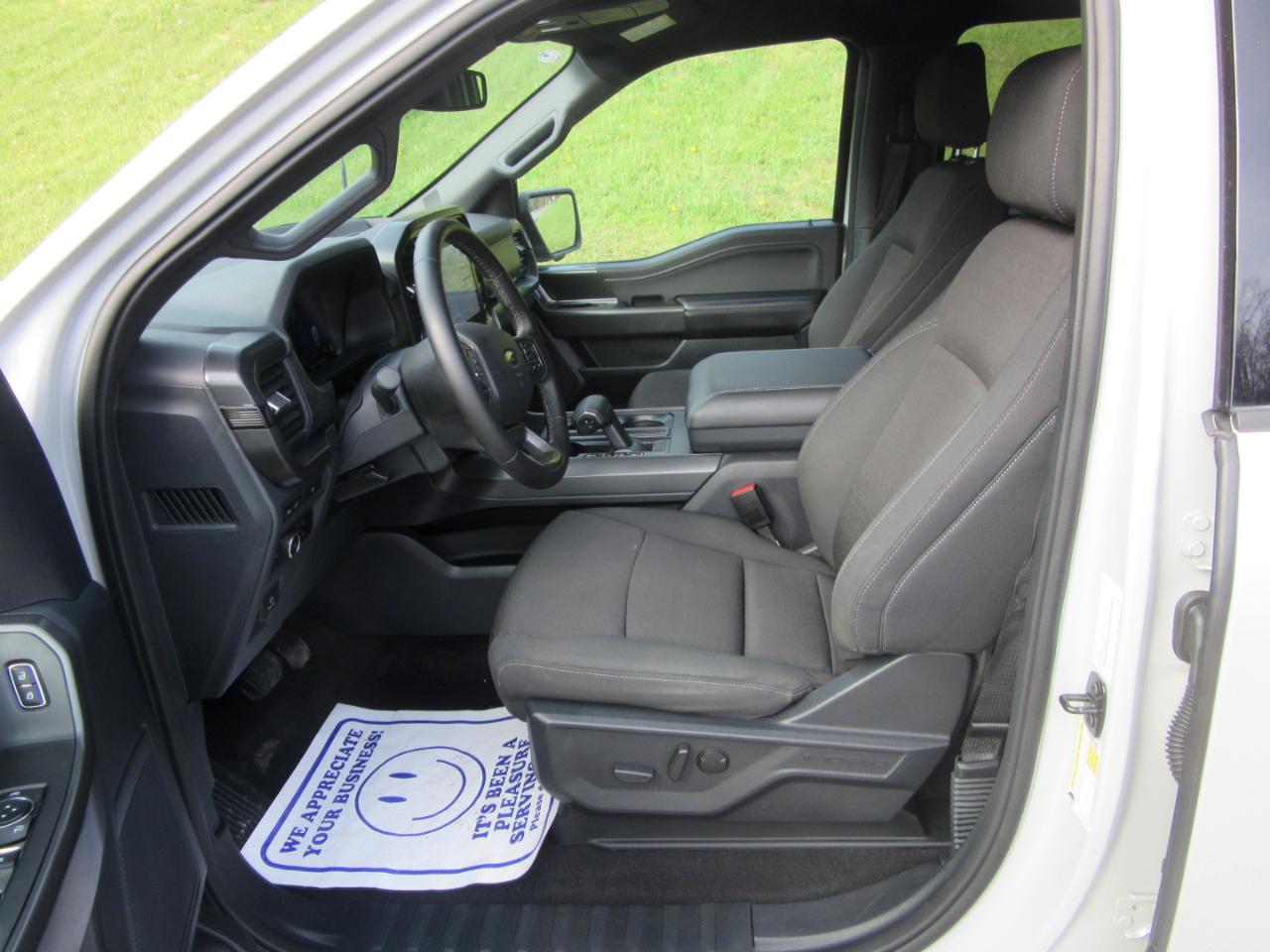 Ford F-150 XLT SuperCrew 4WD 2024