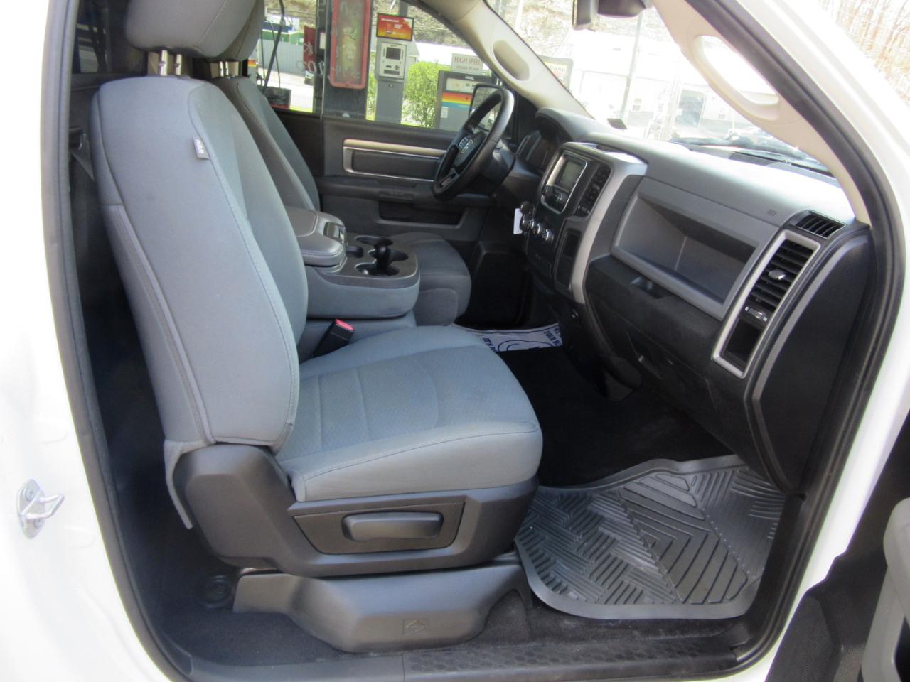 RAM 1500 Tradesman Regular Cab SWB 4WD 2015