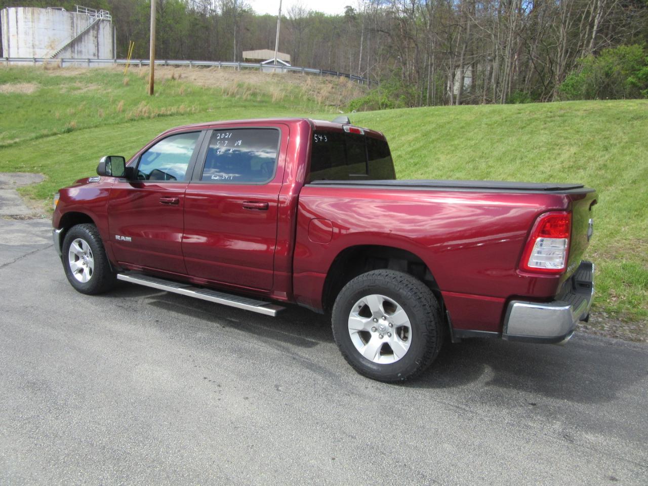 RAM 1500 Big Horn Crew Cab SWB 4WD 2021