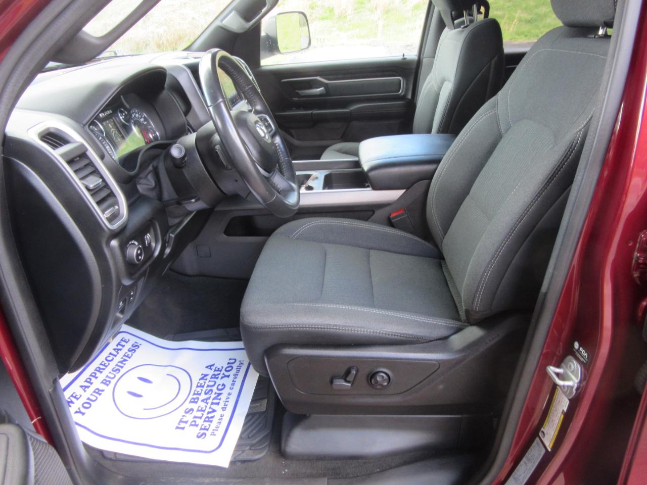 RAM 1500 Big Horn Crew Cab SWB 4WD 2021