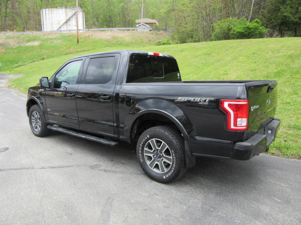 Ford F-150 XLT SuperCrew 5.5-ft. Bed 4WD 2016